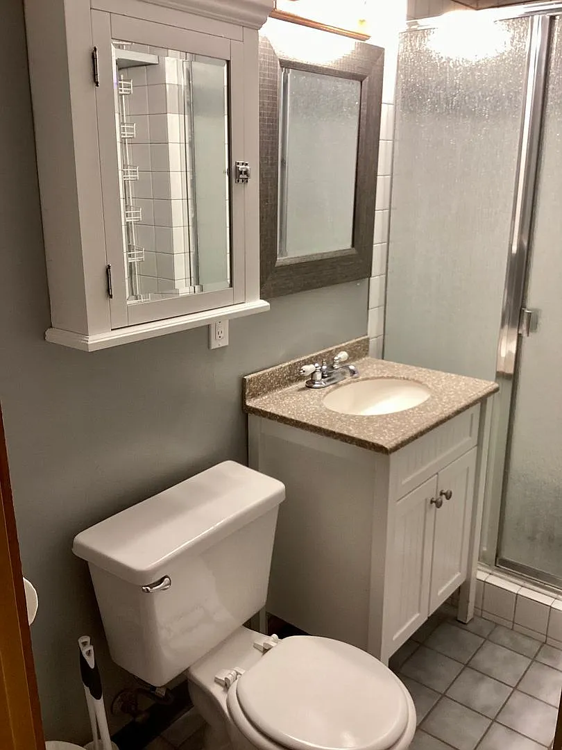 Partially furnished 4 bed 2 bath home — Photo 3