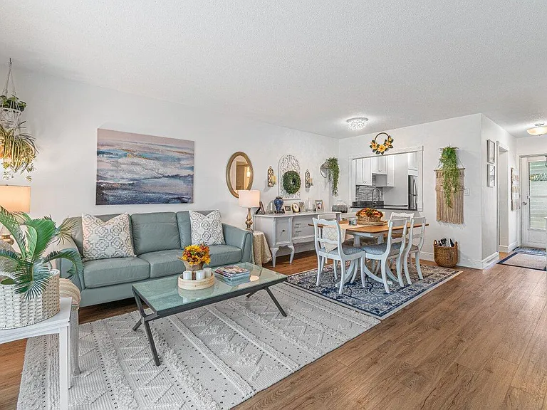 2855 S Garden Dr #211 — Photo 11