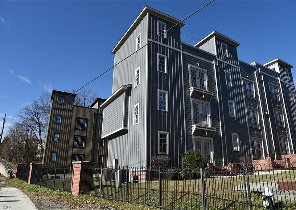 1st image of 447 McAdoo Ave