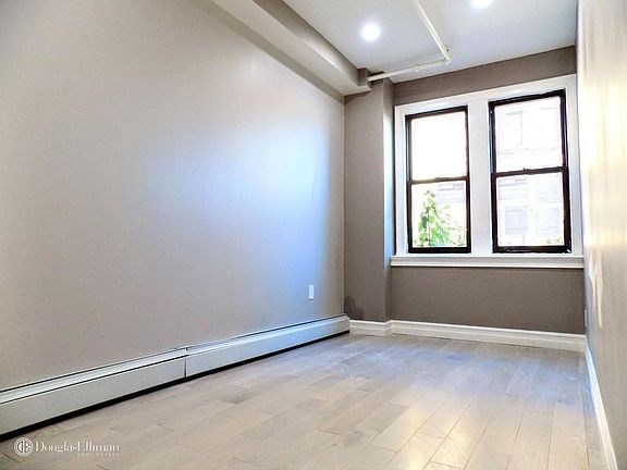 4th image of 4542 44th St APT 1F