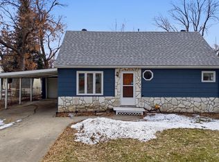 1718 6th Ave S, Fargo, ND 58103