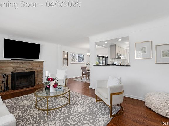 2nd image of 16115 Reedmere Ave