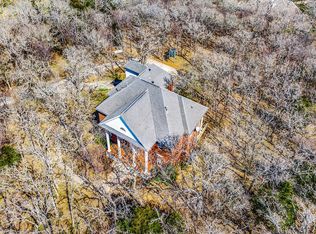 9605 Yellow Rose Ln, Pilot Point, TX 76258