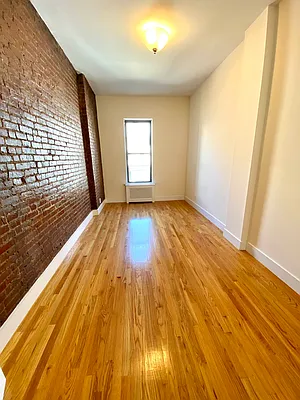 Rented by Harris Philip NYC | media 10