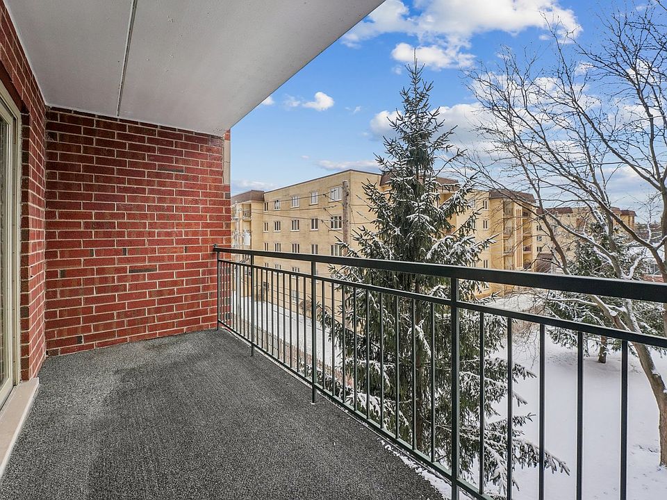 2nd image of 6461 W Warner Ave APT 311
