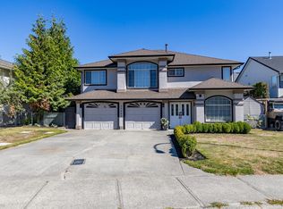 35485 Calgary Ave, Abbotsford, BC V3G 1J6