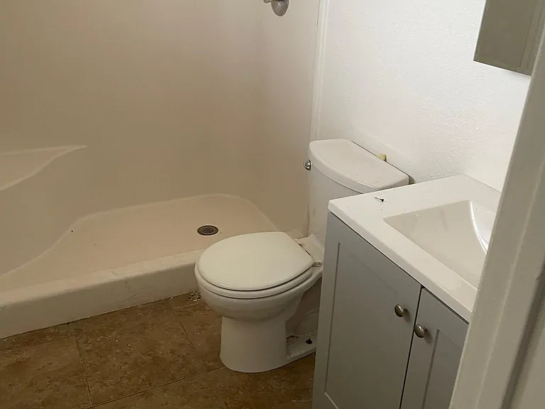 1313 E Desert Cove Ave — Photo 5