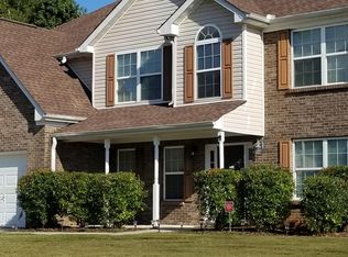 560 Taylor Dr, Loganville, GA 30052