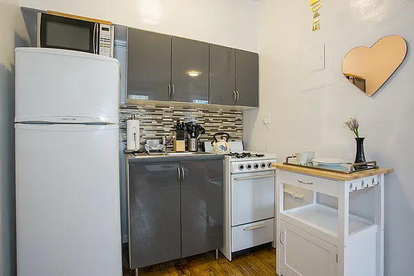 Rented by Alpha Properties NYC I LLC | media 12