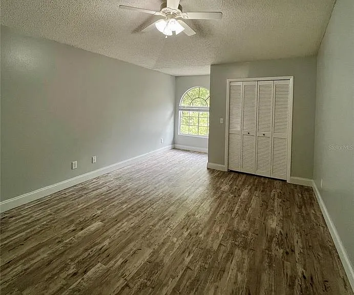 9318 Heritage Oak Ct — Photo 27