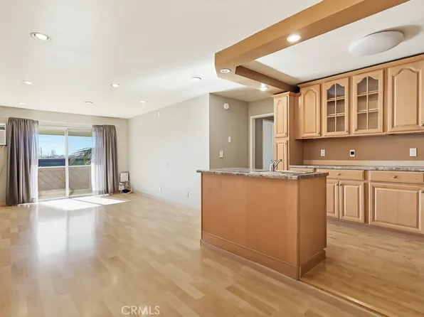 5585 E Pacific Coast Hwy Unit 353, Long Beach, CA 90804