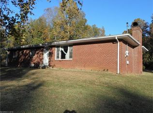 274 N Cleghorn St, Rutherfordton, NC 28139