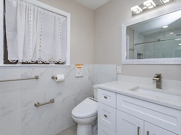 104 Rosemont Ct — Photo 22