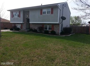 7002 Applegate Ln, Louisville, KY 40228