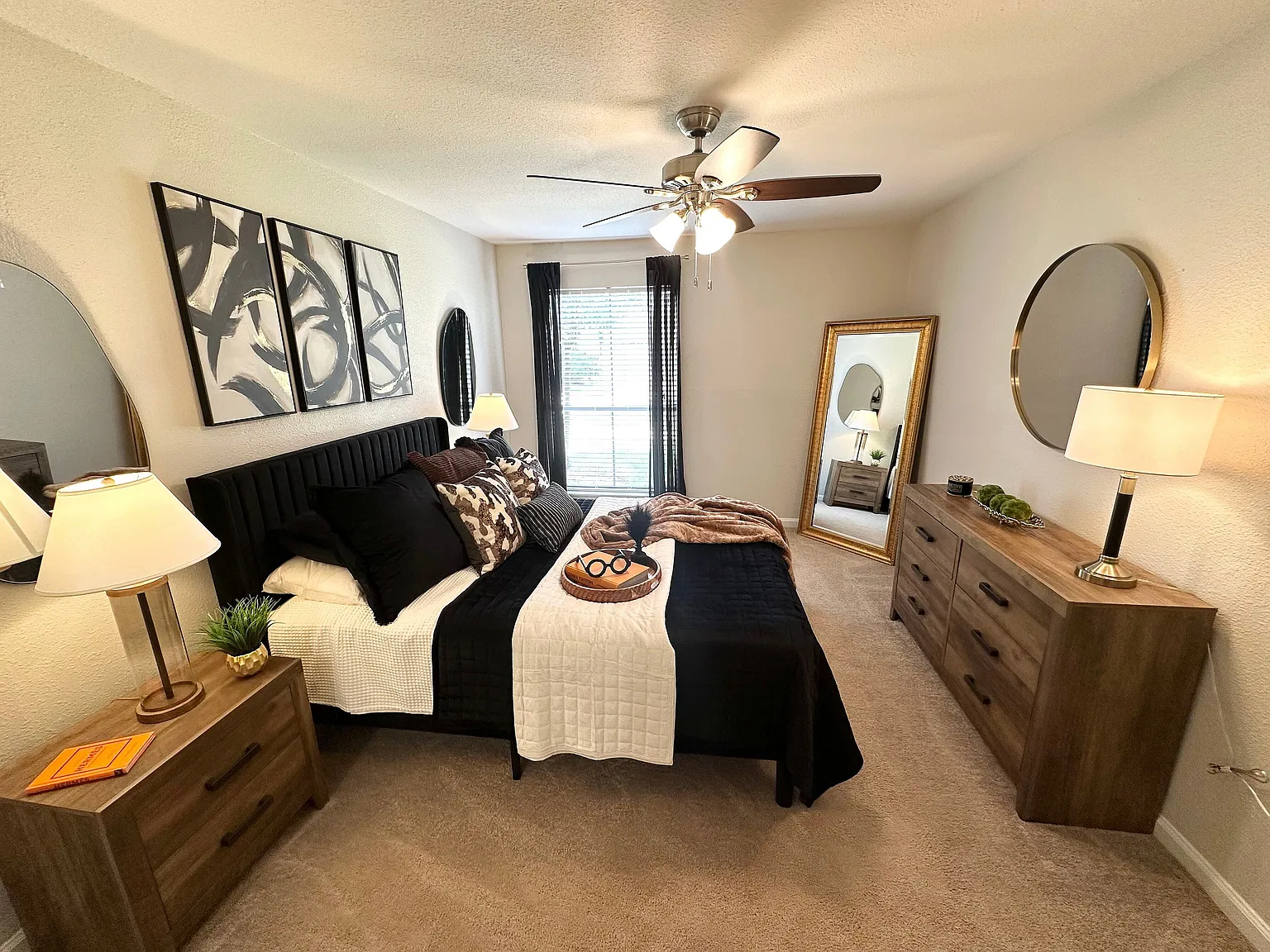 Green Arbor Apartments — Photo 3