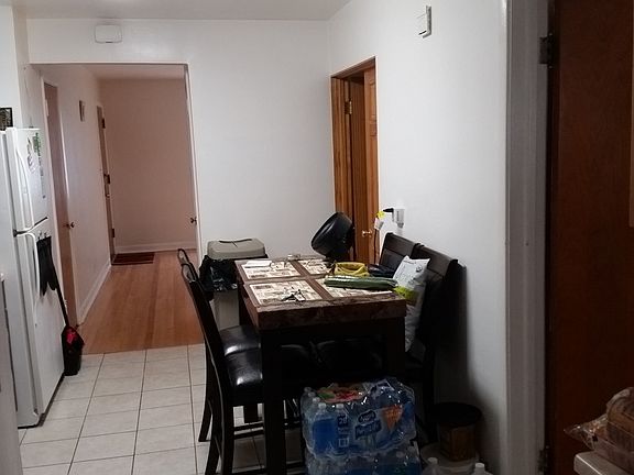 Eat in kitchen