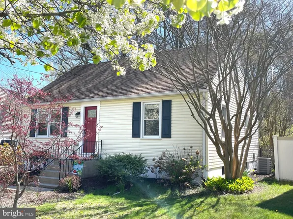 110 Deerwood Dr, Hamilton, NJ 08619
