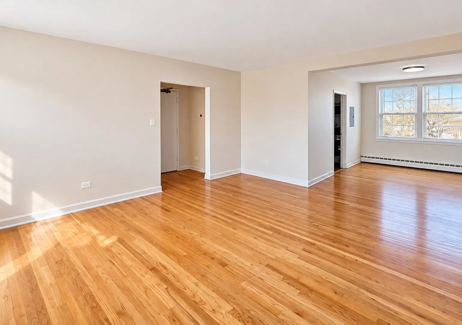 2 bed, 1.0 bath, $2,195 — Photo 3