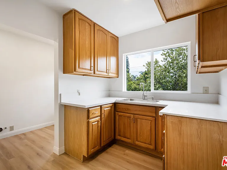 1720 N Avenue 45 — Photo 15