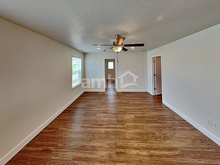 2983 Sout Village Drive — Photo 7