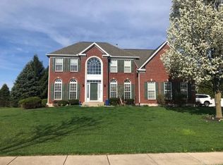 10609 Whipple Tree Dr, Dayton, OH 45458