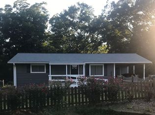 5859 Cobb St, Lula, GA 30554