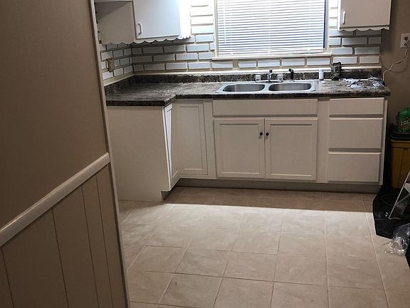 4th image of 8530 Georgiana Ln