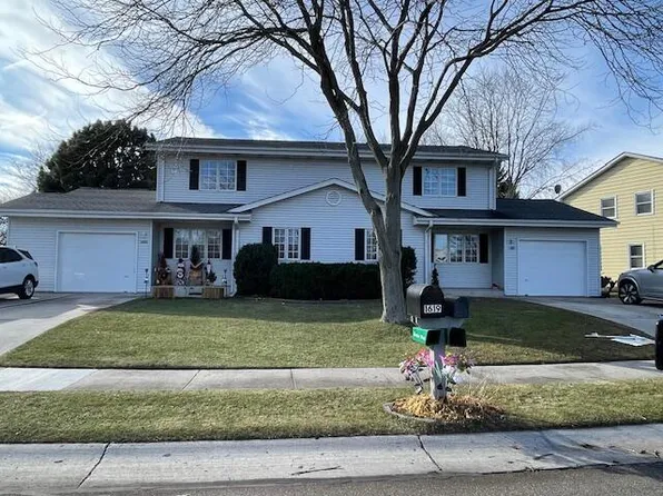 1619 Parkway DRIVE #1621, Port Washington, WI 53074