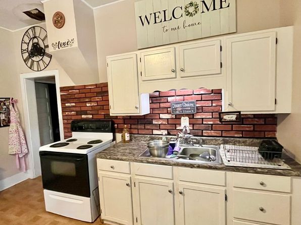 325 Walnut St #4