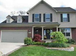 2548 Empire Ct, Rochester Hills, MI 48309