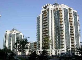 30 N Park Rd #406, Vaughan, ON L4J0G6