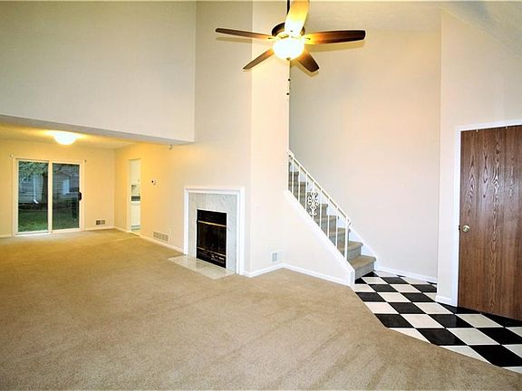 2nd image of 1197 Earls Dr