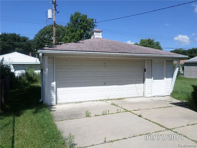 2nd image of 36945 Greenbush Rd