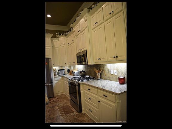 5th image of 510 Dogwood South Ln