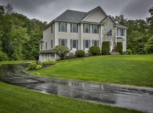 2 Edinburgh Rd, Windham, NH 03087