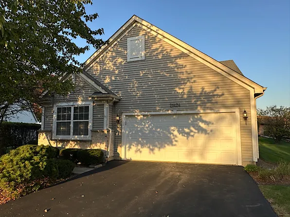 21424 W Larch Ct, Plainfield, IL 60544