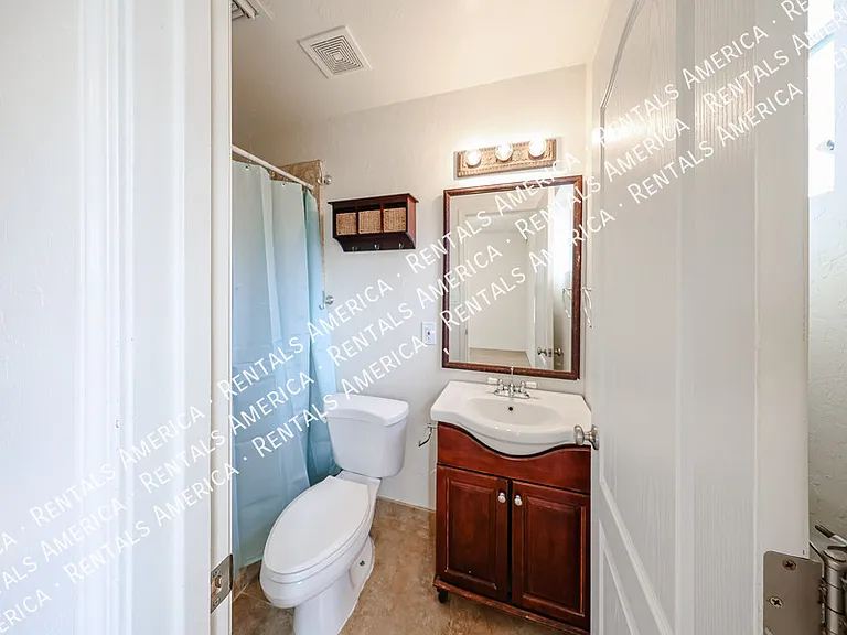 3432 N 23rd Ave — Photo 28