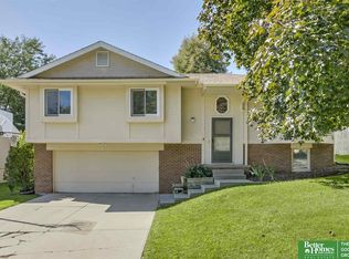 14813 N St, Omaha, NE 68137