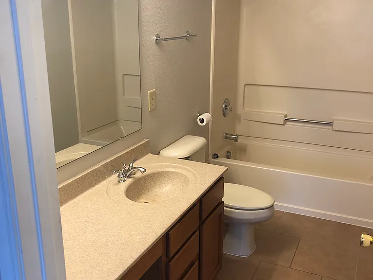 Primary Full Bathroom