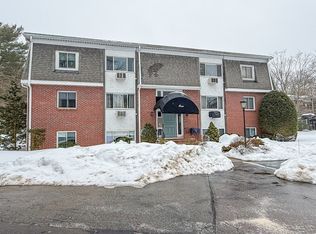 80 Walnut St Unit 402, Canton, MA 02021