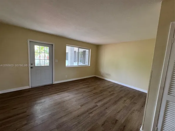 707 S 19th Ave APT 1, Hollywood, FL 33020