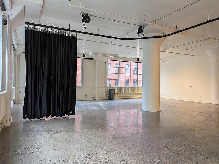 1314 NW Irving St #210 — Photo 4