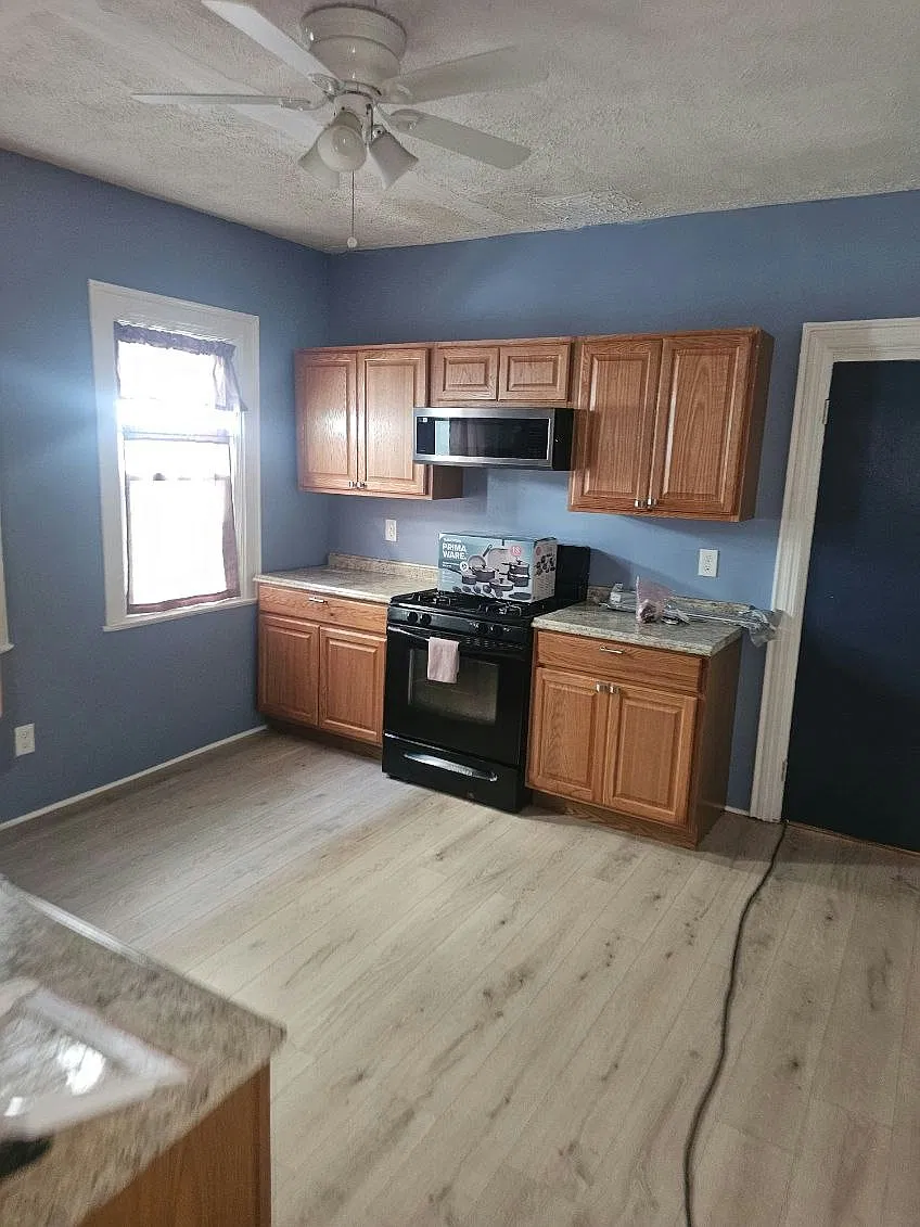 1000 West Ave, Unit 1 — Photo 3