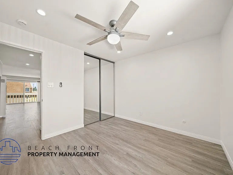 7450 Crescent Ave. — Photo 22