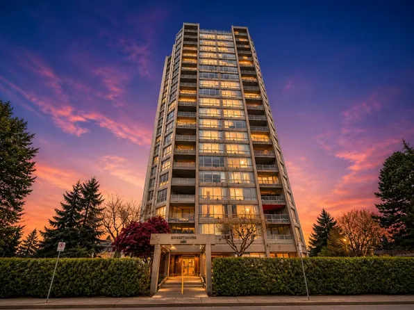 14881 103a Ave #1701, Surrey, BC V3R 0M5