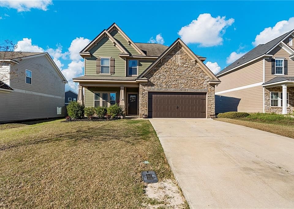1st image of 103 Red Oak Pl