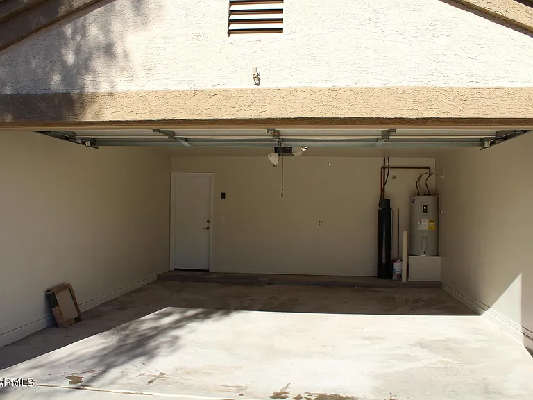 43410 W Wild Horse Trl — Photo 27