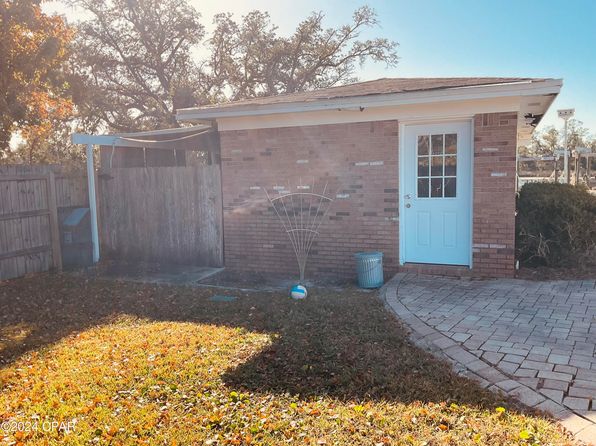 810 W 8th Street Cir, Lynn Haven, FL 32444