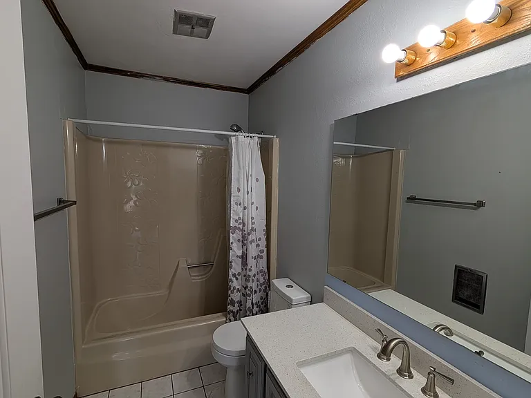 bathroom external - 2nd floor