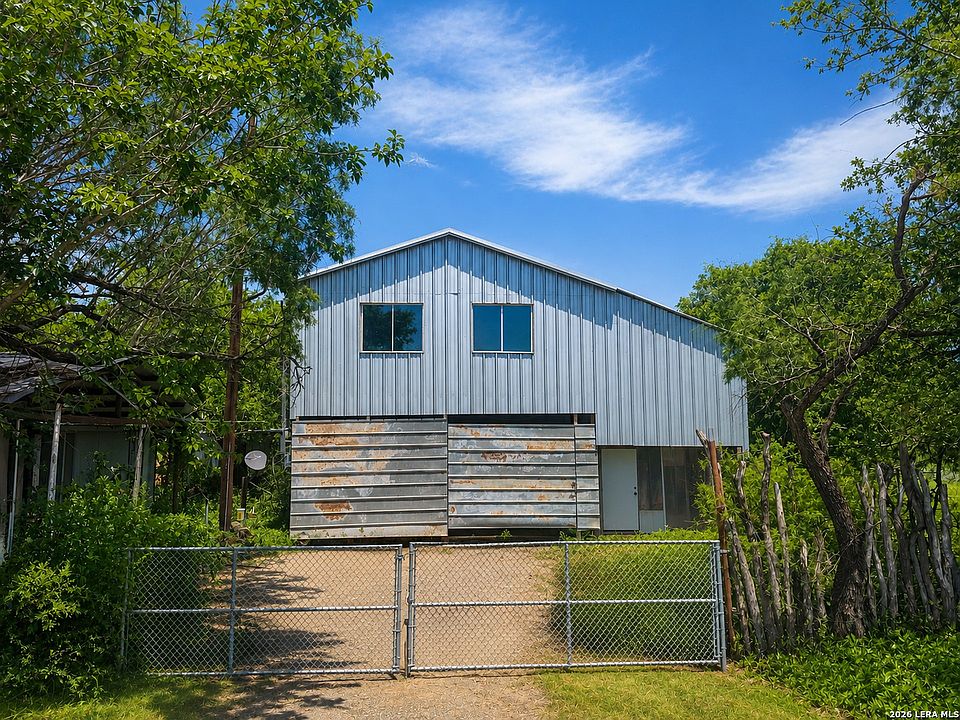 1st image of 33 Jason Ave